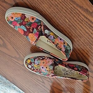 Rifle Paper Company slip on Keds Womens 6.5